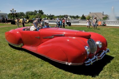 1947 Delahaye 135M Roadster by Figoni et Falaschi, owners: Robert & Sandra Bahre, Alton, NH -- The Hotel Hershey Award (7406)