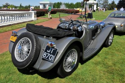 1938 SS-100 Jaguar Roadster, owner: James W. Taylor, Gloversville, NY -- Best of Britain (Best British Open Car) Award (7617)