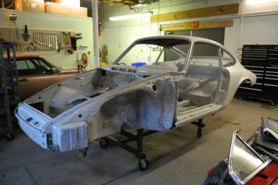 Porsche restoration in progress (3928)