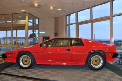 1987 Lotus Esprit Turbo Type 82, 2,653 lbs., courtesy of Gordon M. Biehl, Jr. (9687)