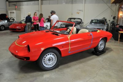 Alfa Romeo Spider undergoing restoration (0253)