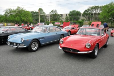 1967 Ferrari 330 GT 2+2 and 1968 Ferrari 330 GTC (1085)