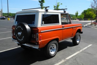 1977 Ford Bronco with 302 cid V8 (6448)