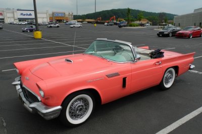 1957 Ford Thunderbird (6667)