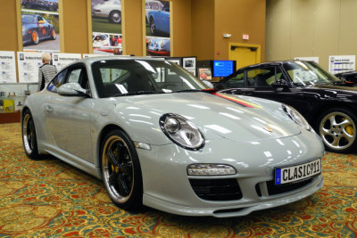 2010 911 (997) Sport Classic, Ingram Collection. One of 4 in U.S. Inspired by 1973 Carrera RS 2.7, only 250 were made. (6887)