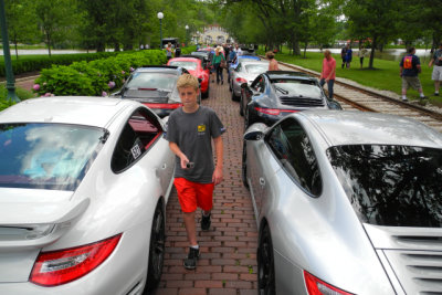 Preparing for Parade of Porsches from West Baden to Paoli and back to French Lick (7182)
