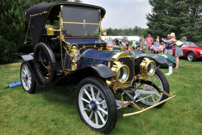 1909 Packard Model NA Roadster, BEST EARLY/BRASS CAR, MOTORING PIONEERS AWARD, Bill Alley, Greensboro, VT (1880)