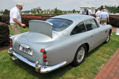 1964 Aston Martin Goldfinger DB5 Coupe, original & unrestored, PEOPLE'S CHOICE AWARD, Harry Yeaggy, Cincinnati, OH (1690)