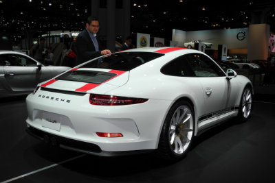 2016 911 R (991.1): Preuninger describes the R as more agile than a GT3 and in league with the GT4. (9580)