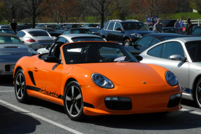 Spectator parking (987.1), 38th Annual Porsche-Only Swap Meet in Hershey (0121)