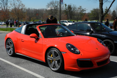 911 Targa (991.1), spectator parking, 38th Annual Porsche-Only Swap Meet in Hershey (0128)