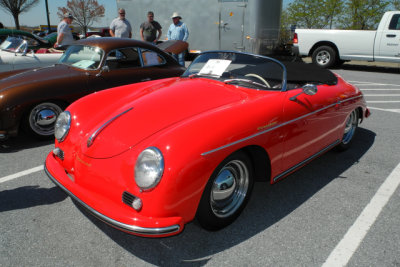 1956 356 Speedster, concours area, 38th Annual Porsche-Only Swap Meet in Hershey (0200)