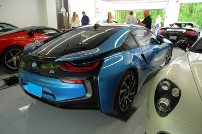 BMW i8 (0818)