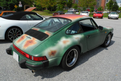 911 wrapped to look like an old barn-find, at PCA National Office Open House (8698)