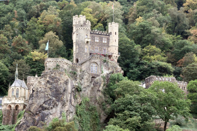 Middle Rhine castle 6.jpg