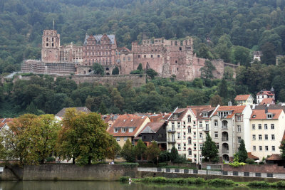 Heidelberg Castle from across the canal 2 2.jpg