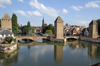 Strasbourg view with 3 towers.jpg