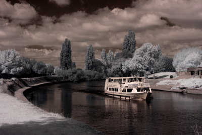 River Ouse Tour Boat