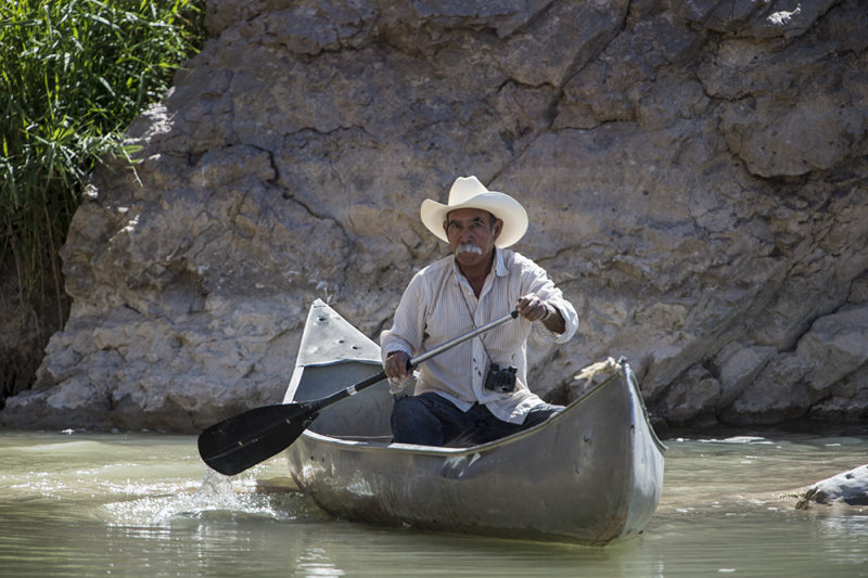 Jesus, the singing Mexican at Boquillas Canyon