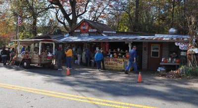 Fred's Famous Peanuts