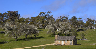 Jindabyne and the snowy mountains