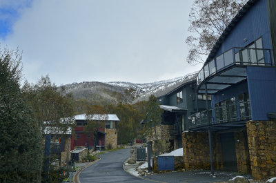 Jindabyne and the snowy mountains