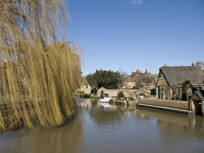 One of the Views from Godmanchesters Chinese Bridge 