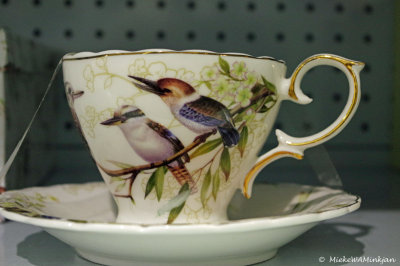 Tea cup with kookaburra's