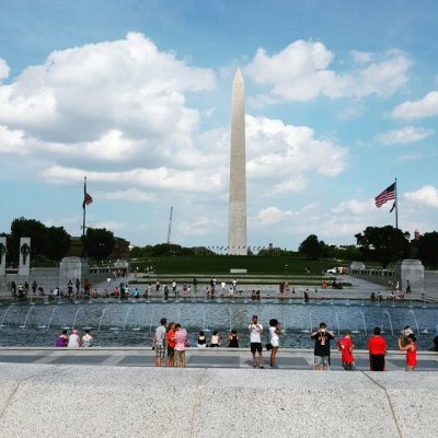Washington Monument and Pacific Memorial
