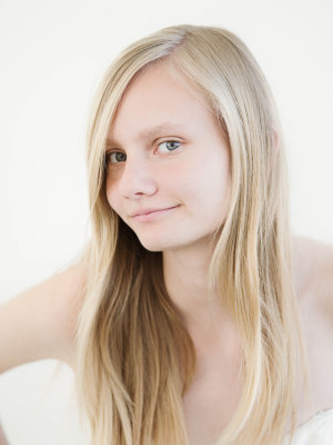This blonde: amber in the afternoon