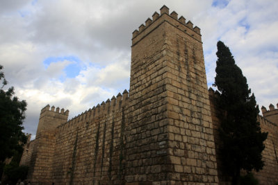 Wall of real alcazar in sevilla.jpg