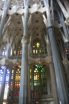 interior of Sagrada Familia 4.jpg