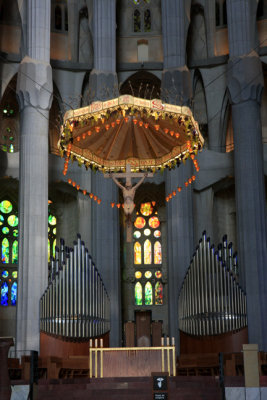 interior of Sagrada Familia 9.jpg