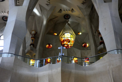 interior of Sagrada Familia 12.jpg