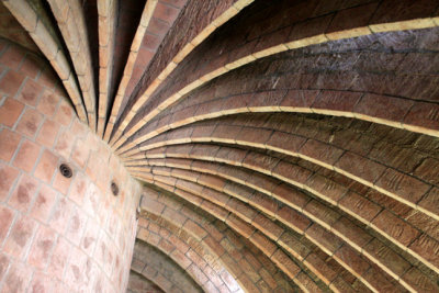 base of casa mila 3.jpg