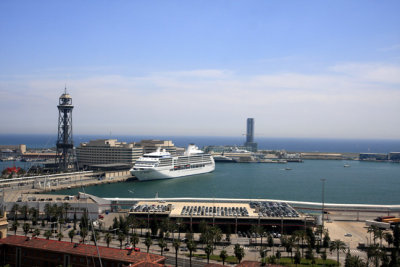 Port Vell from mountain top 2.jpg