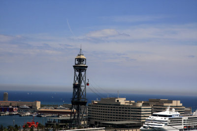 cable cart to barcelona port.jpg