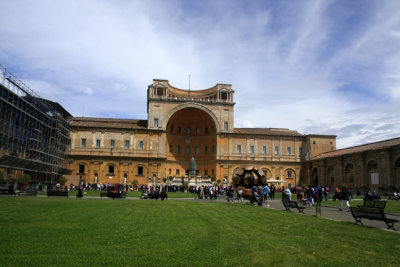 vatican 3.jpg