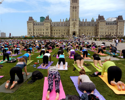 Canadian Parliament_yoga noon