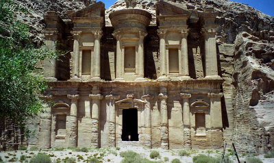 Petra: Al-Deir Monastery