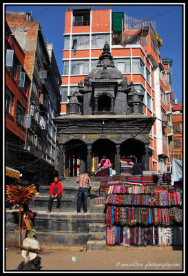 Thamel: mix of old & new