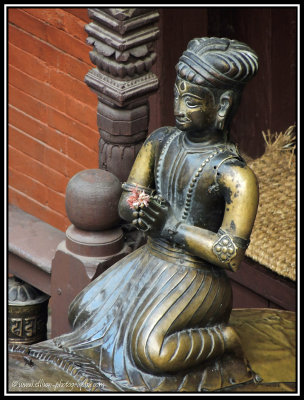 statue at Golden Temple
