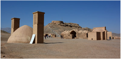 Dakhmeh: Zoroastrian cemetery 