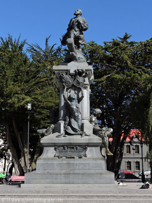 statue of Ferdinand Magellan
