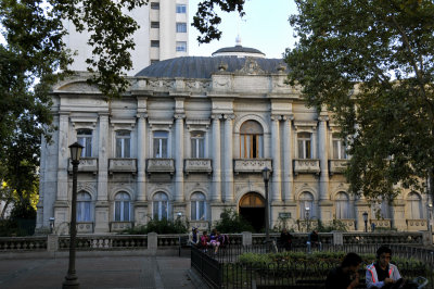 The institute where Carlos studied