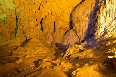 Halong Bay - Hang Sun Sot (Cave of Surprises)