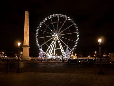 Obelisk et Roue de Paris