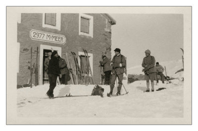 Vintage Skiing