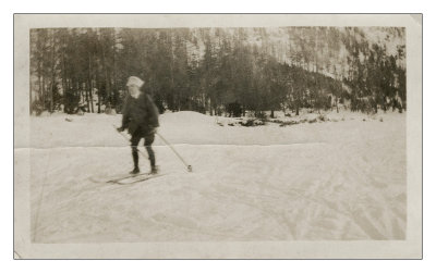 Vintage Skiing