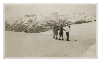 Vintage Skiing
